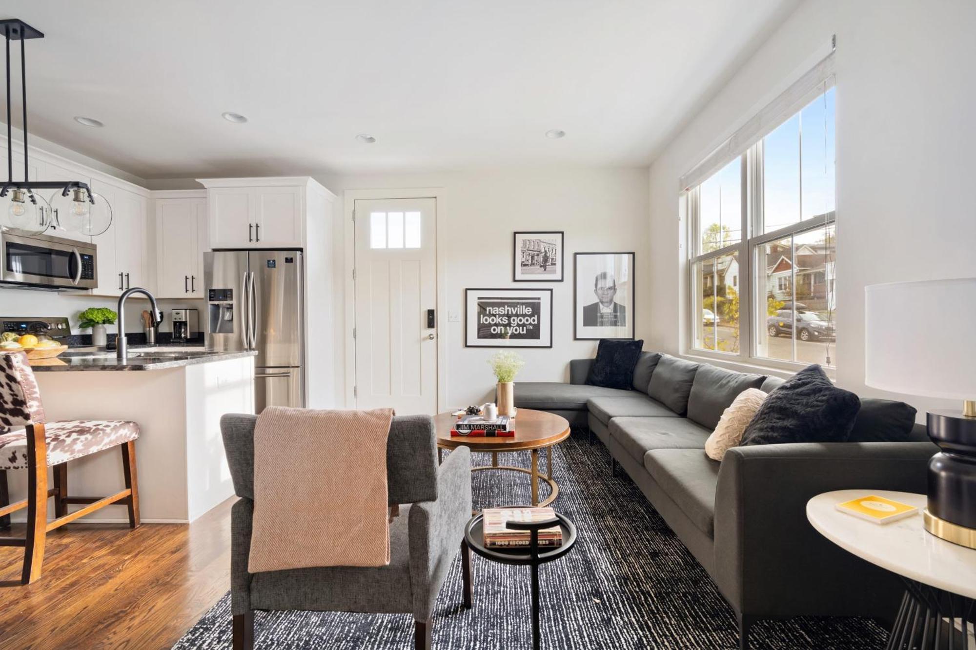 Hart Buyout 2 By Avantstay Two Town W Stunning Amenities Design Apartment Nashville