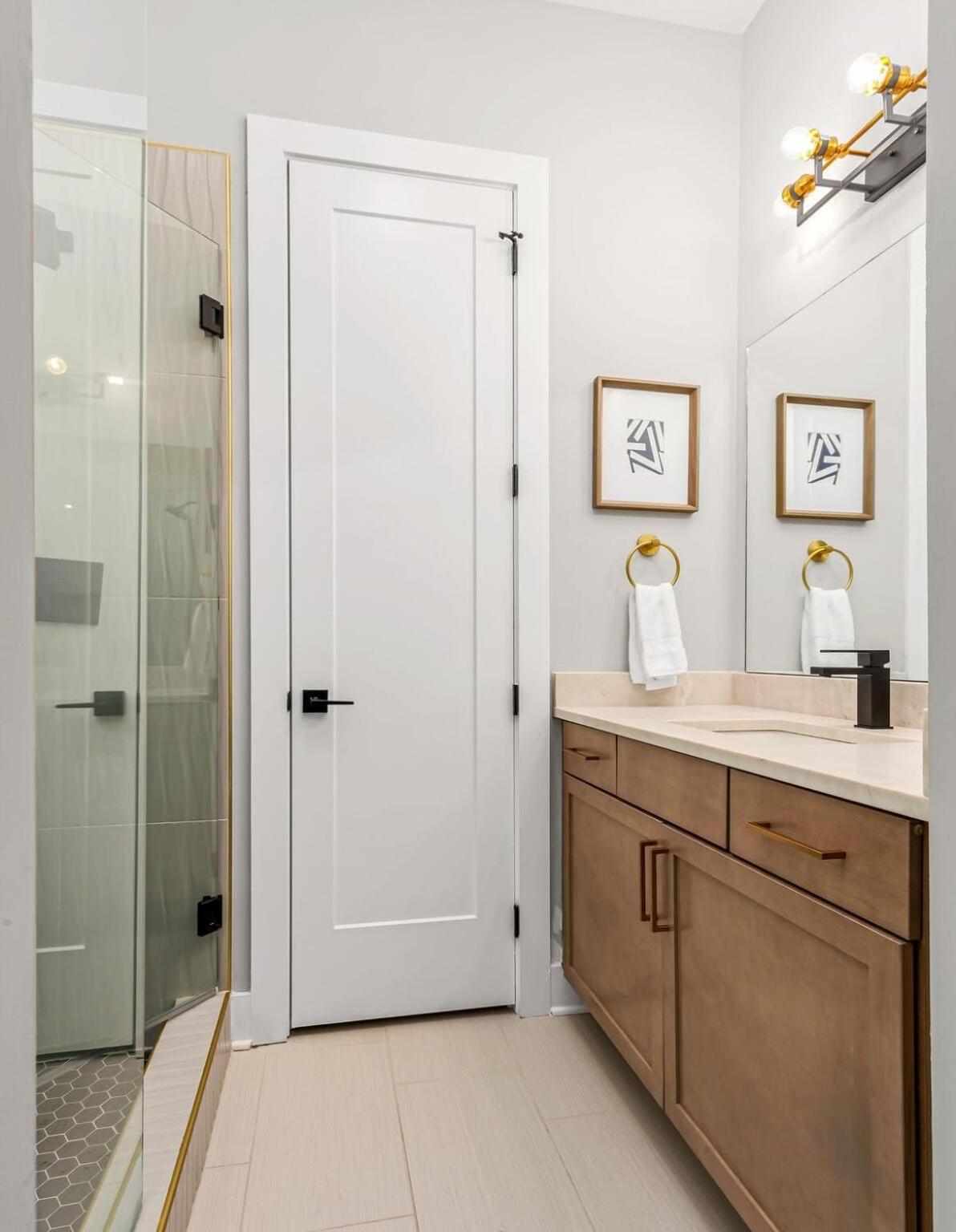 Spacious Nash For 12 Guests With Rooftop Views And Hot Tub * Nashville