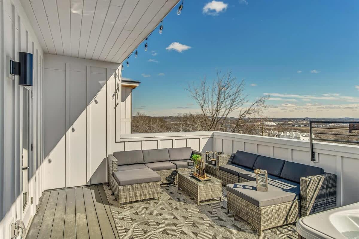 Gorgeous New Nash - Rooftop Views - Hot Tub * Nashville