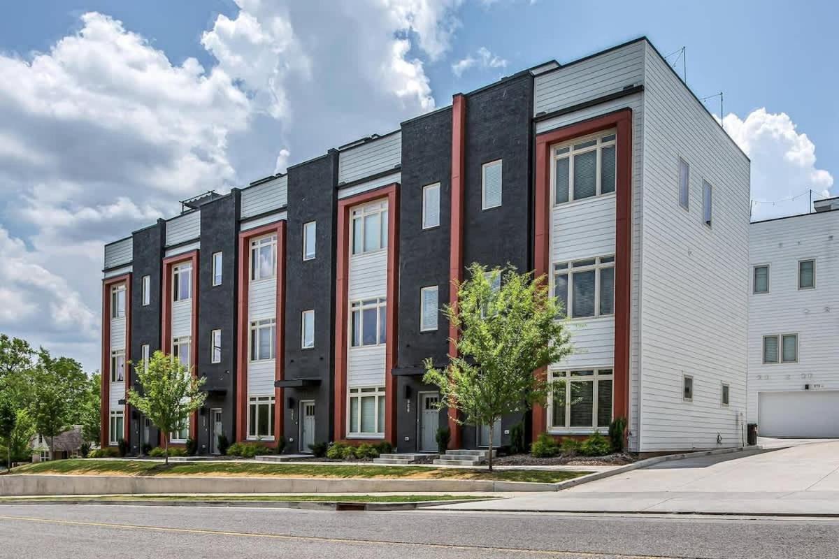 Spacious House With Serene Skyline Views * Nashville