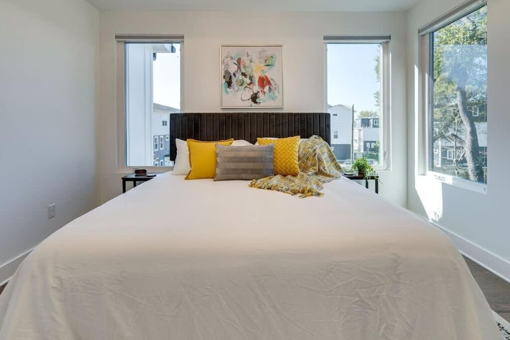 Holiday home Radiant Retreat - Minutes To Broadway Nashville