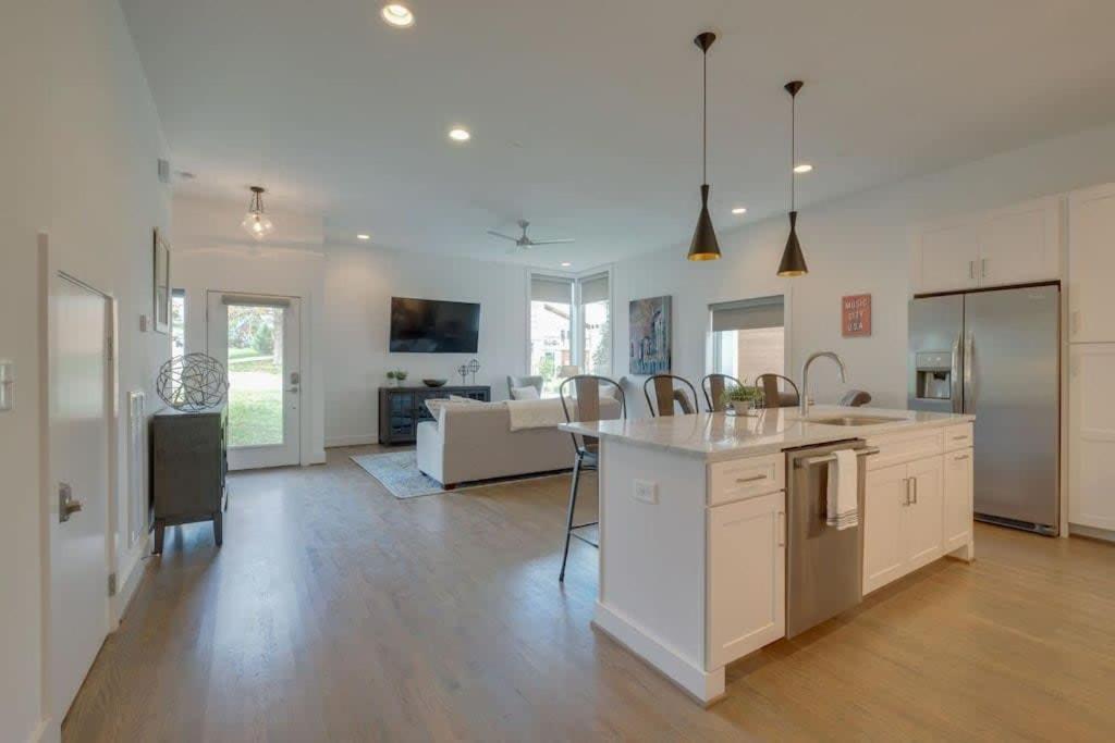 Gorgeous Home-2 Miles To Lower Broadway * Nashville