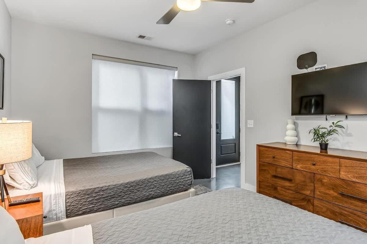 Beautiful - Broadway Escape *