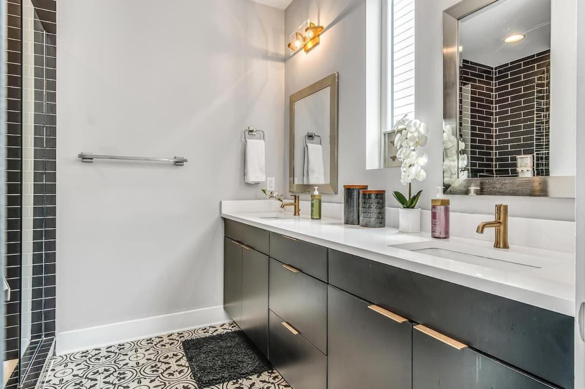 Beautiful - Broadway Escape *