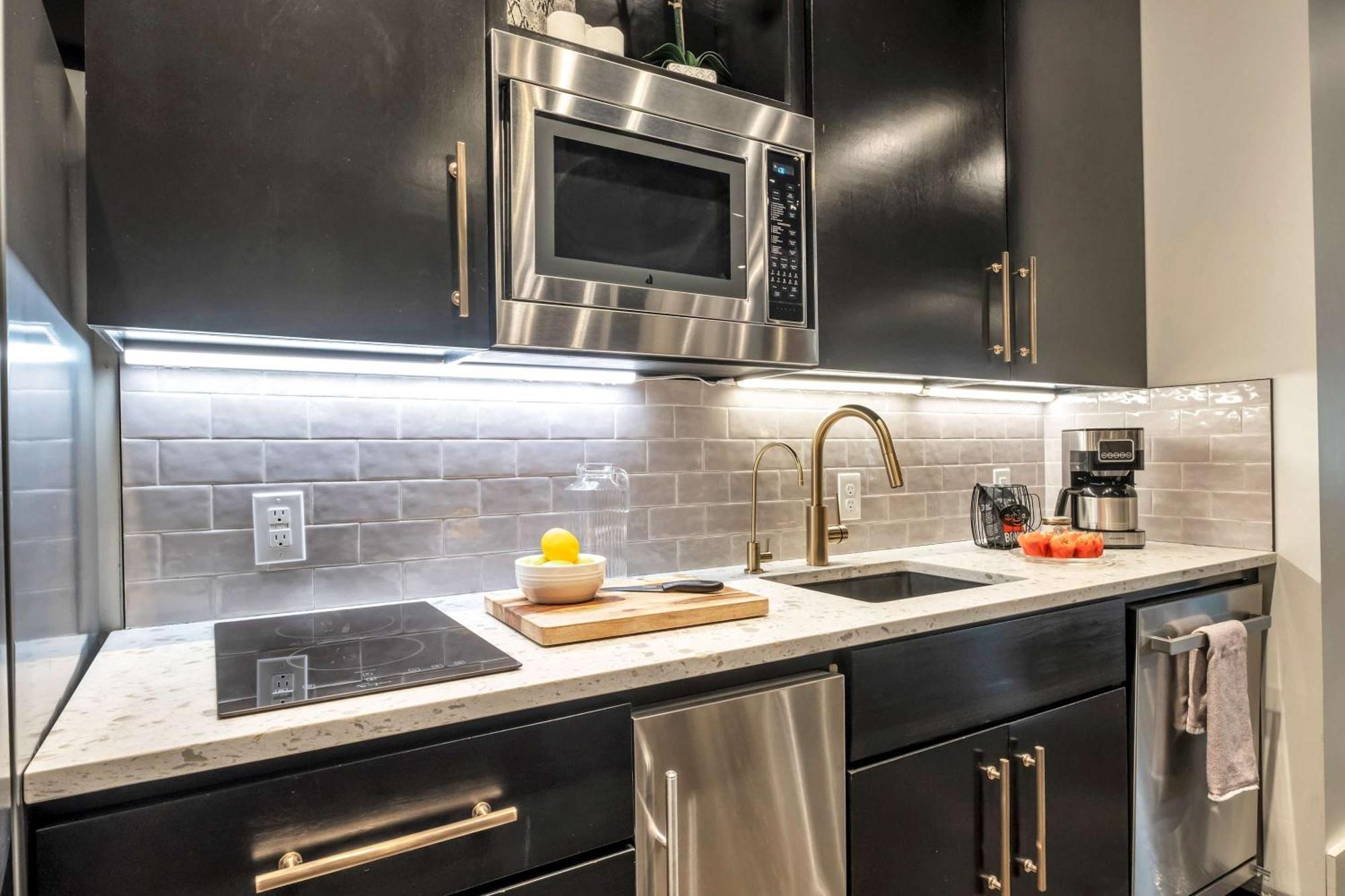 Modern 6br By Maddox