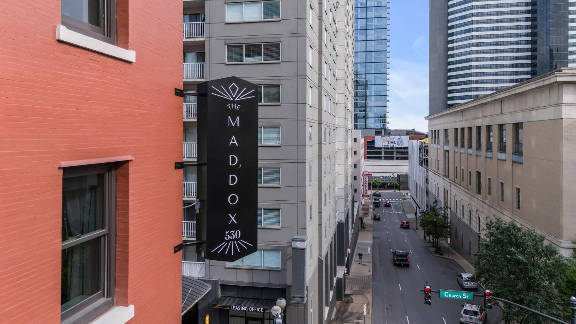 Apartment B 4br By Maddox Nashville