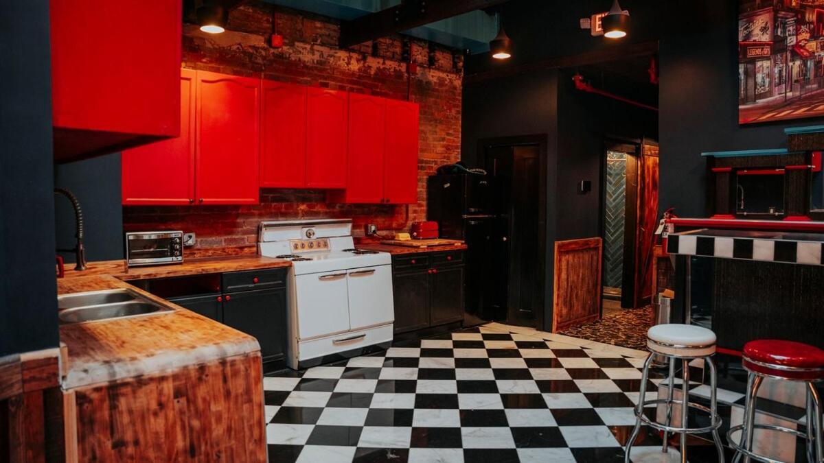 Holiday home Broadway Penthouse 4br 3bth 2500 Sf *