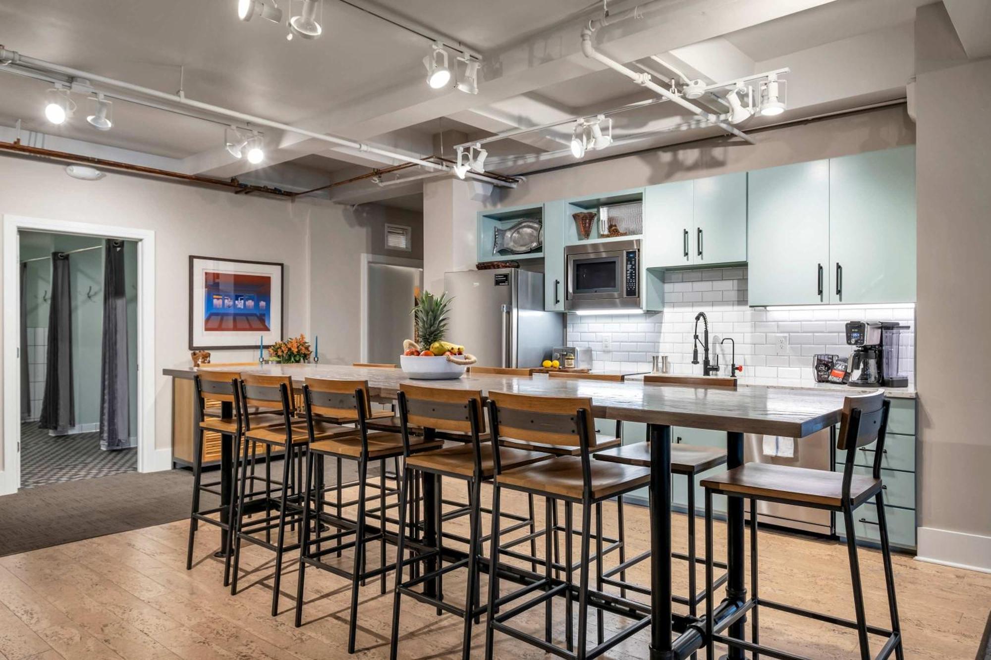 Honky Tonk 6 Bedroom By Maddox Apartment Nashville