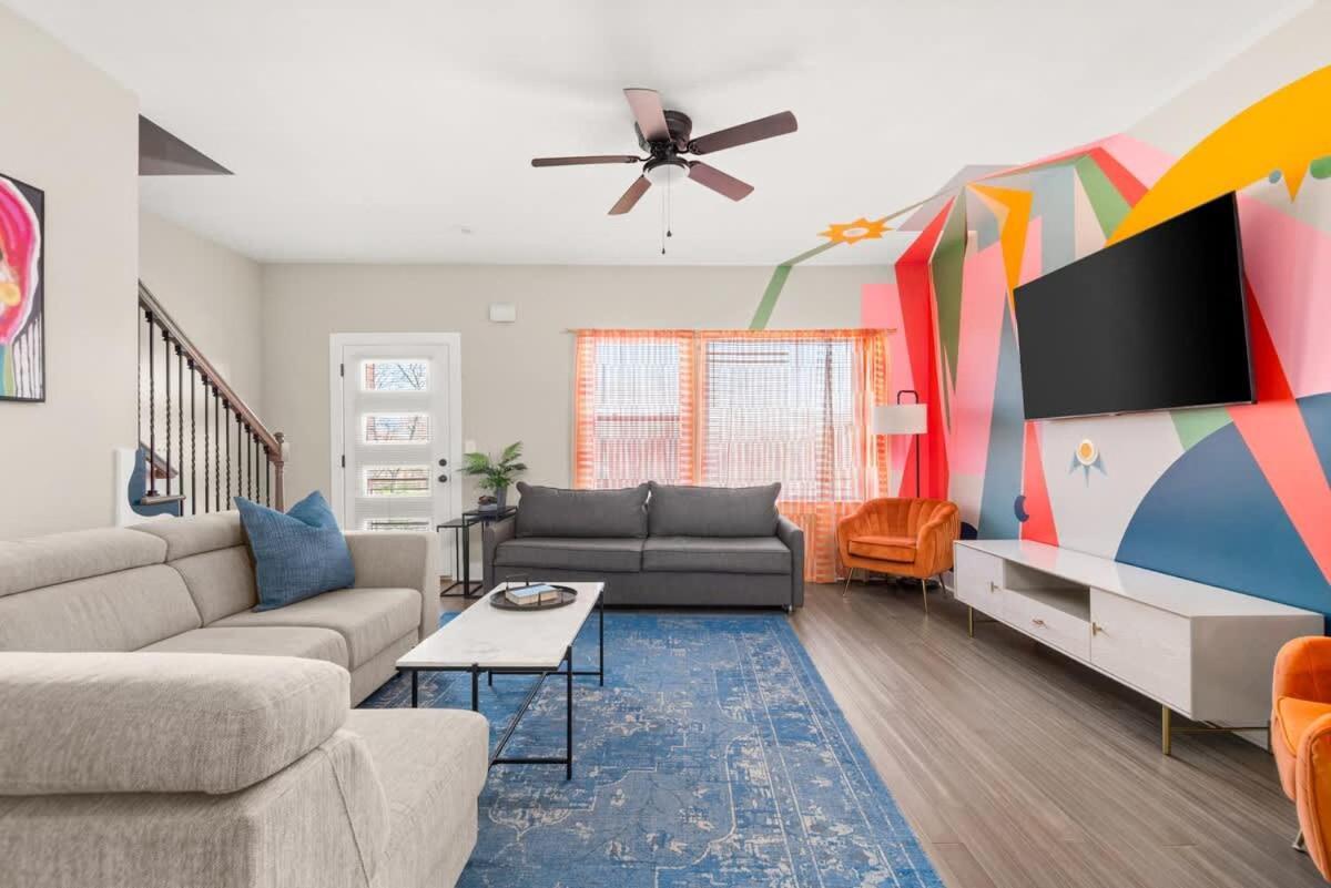 Nashvegas Theme Large Nashville