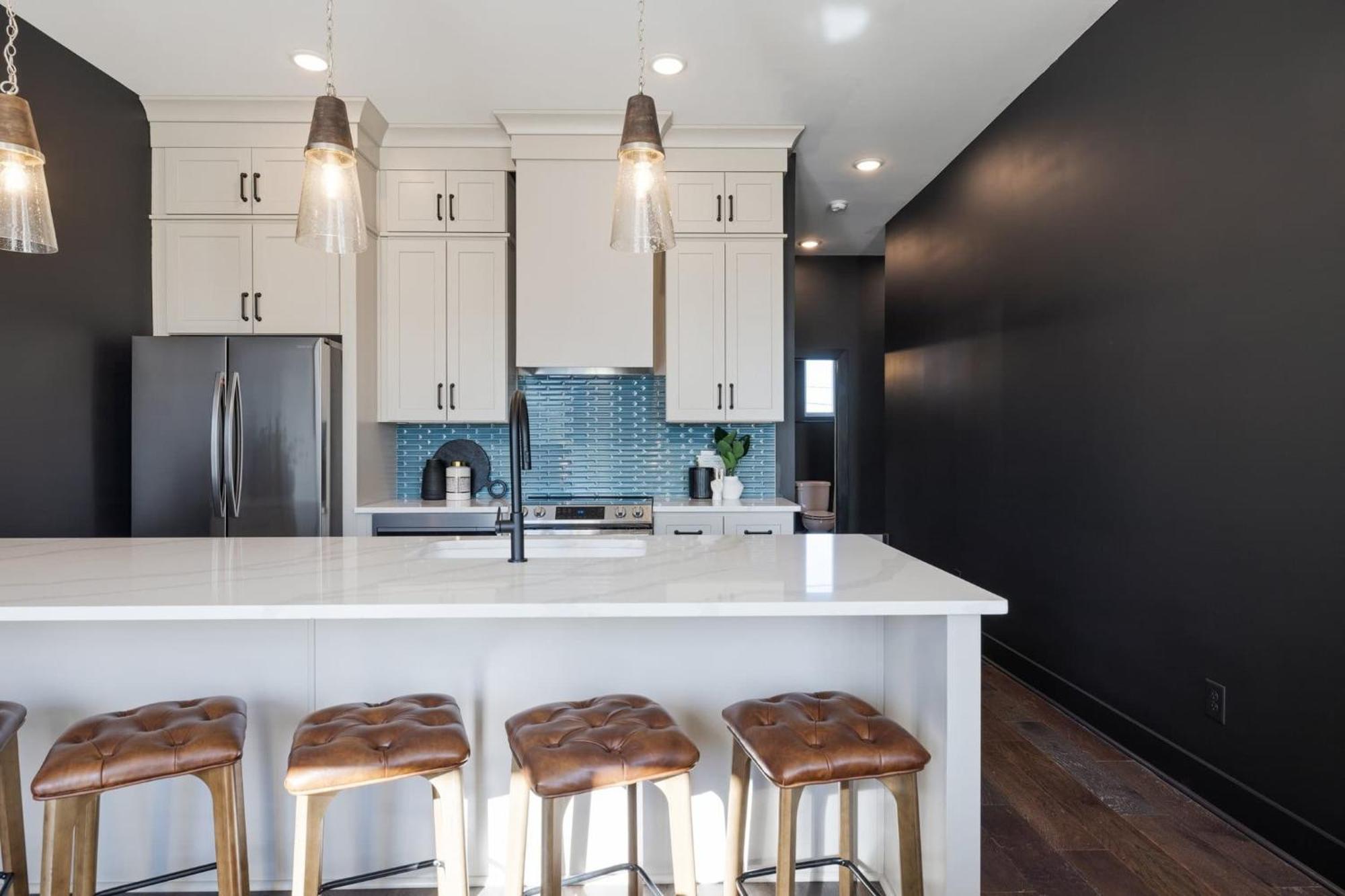 New Iconic Duo 2 Homes & Rooftop Vibes Holiday home Nashville