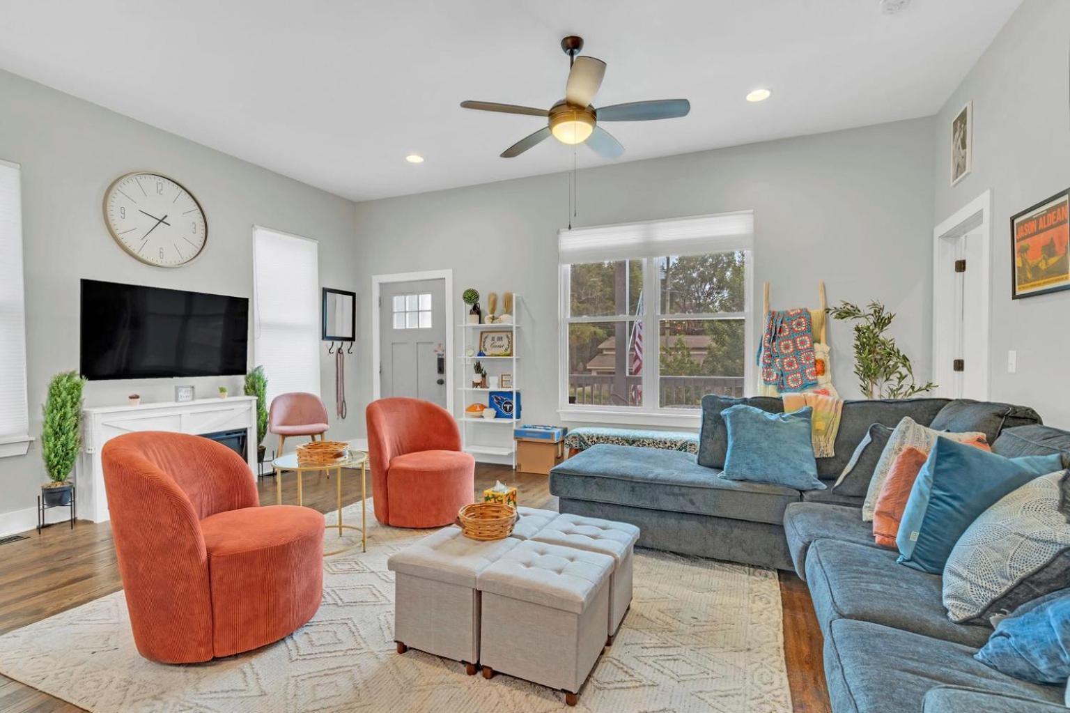 Holiday home Cma Fest The Bluebelle E Nash Songwriter 3 Bed 3 Bath Hot Tub Fenced Yard 30 Or Days By Skyrun Nashville