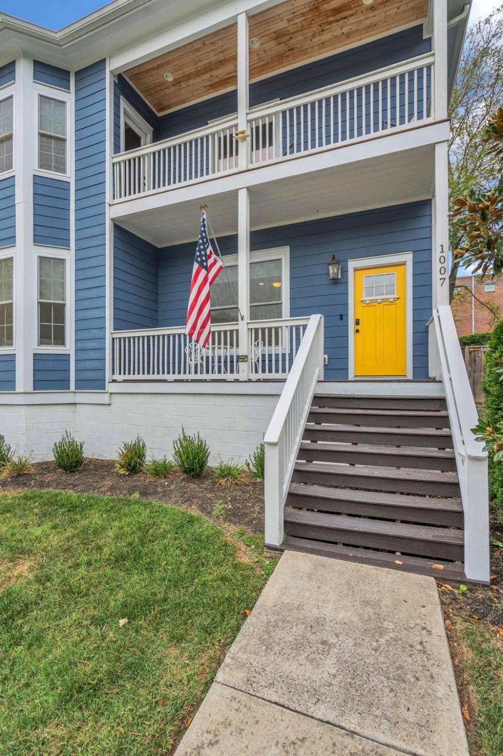 Cma Fest The Bluebelle E Nash Songwriter 3 Bed 3 Bath Hot Tub Fenced Yard 30 Or Days By Skyrun *