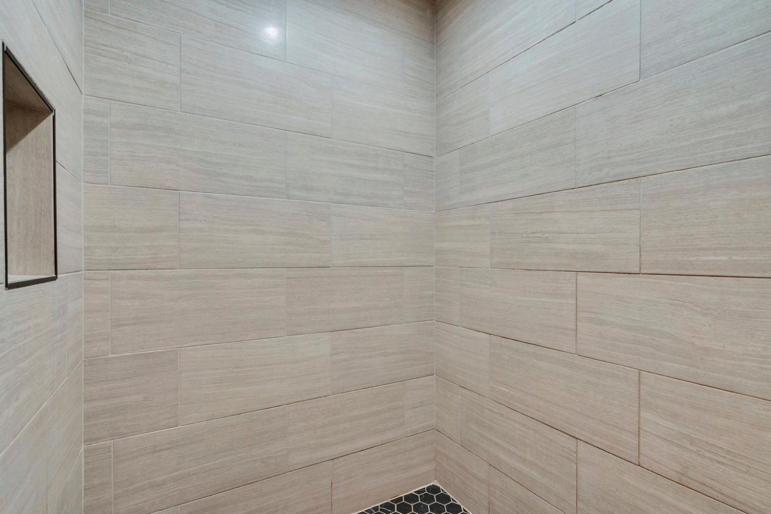 Cma Fest The Bluebelle E Nash Songwriter 3 Bed 3 Bath Hot Tub Fenced Yard 30 Or Days By Skyrun