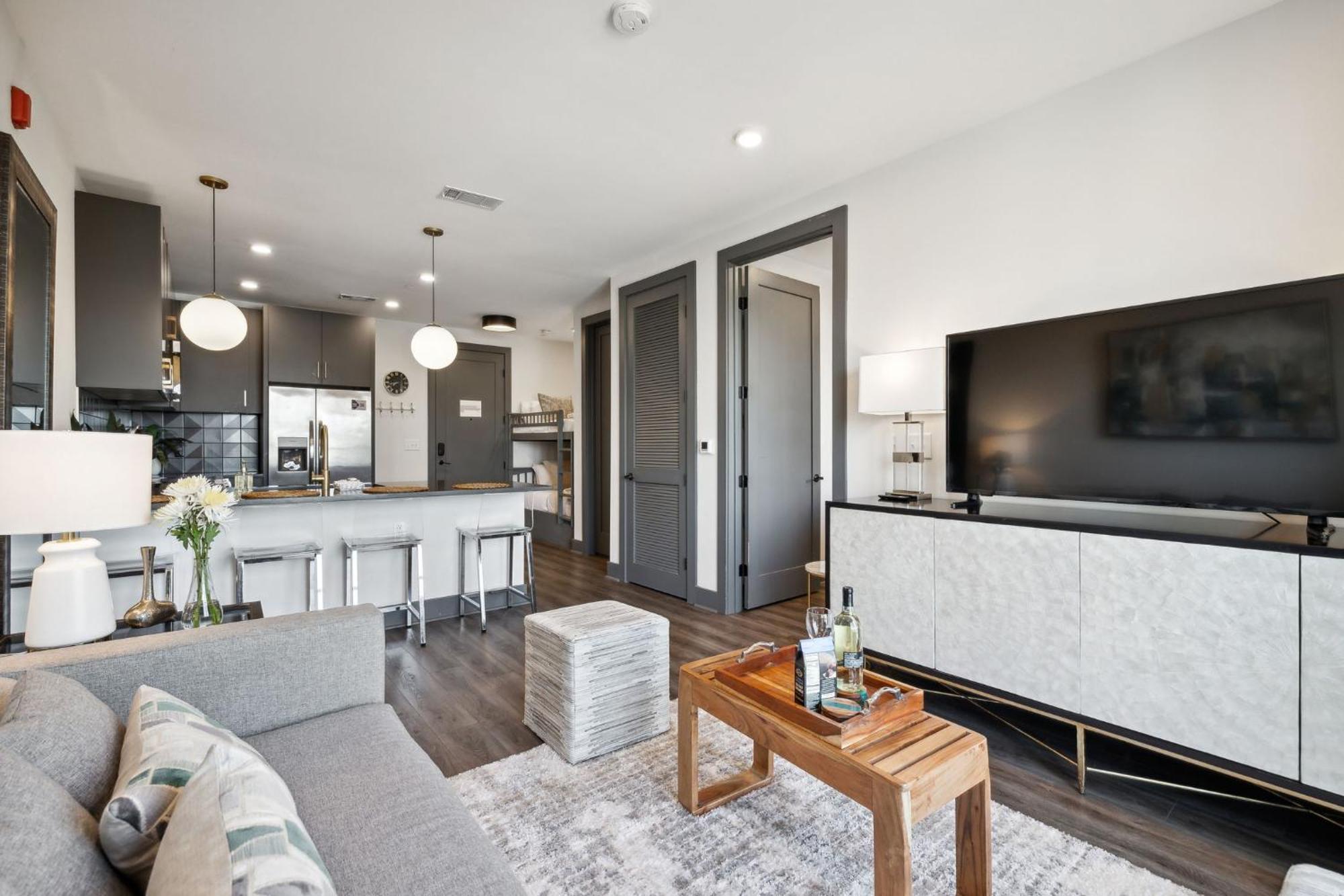 Apartment The Muse Emerald Isle Downtowns Favorite By Skyrun
