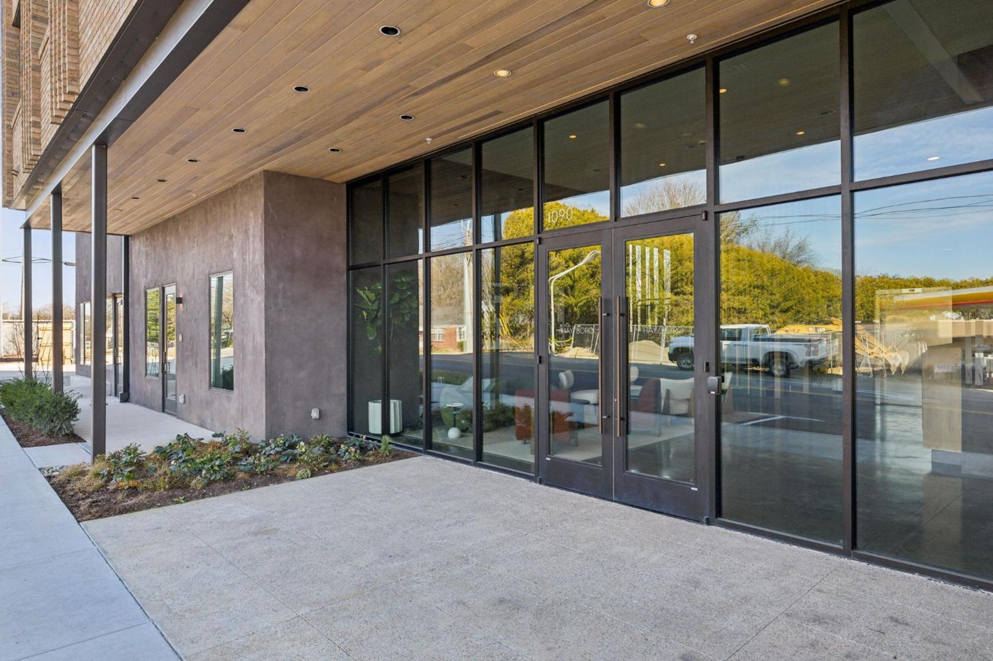 Apartment Luxury E Nash 1 Bed 1 Bath Rooftop Access Parking 30 Or Days By Skyrun