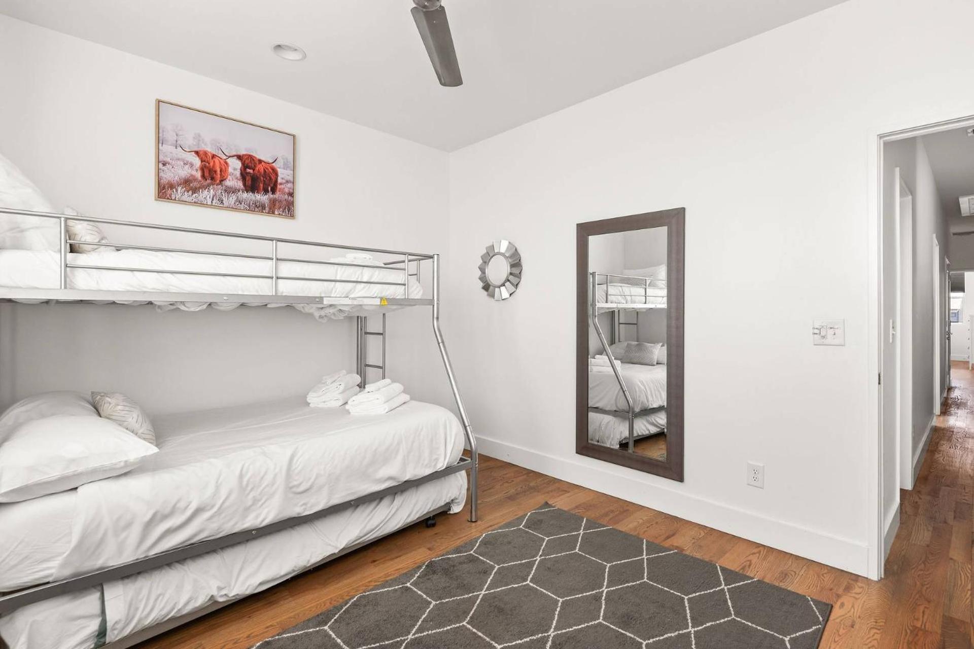 Elmhurst 113a Holiday home
