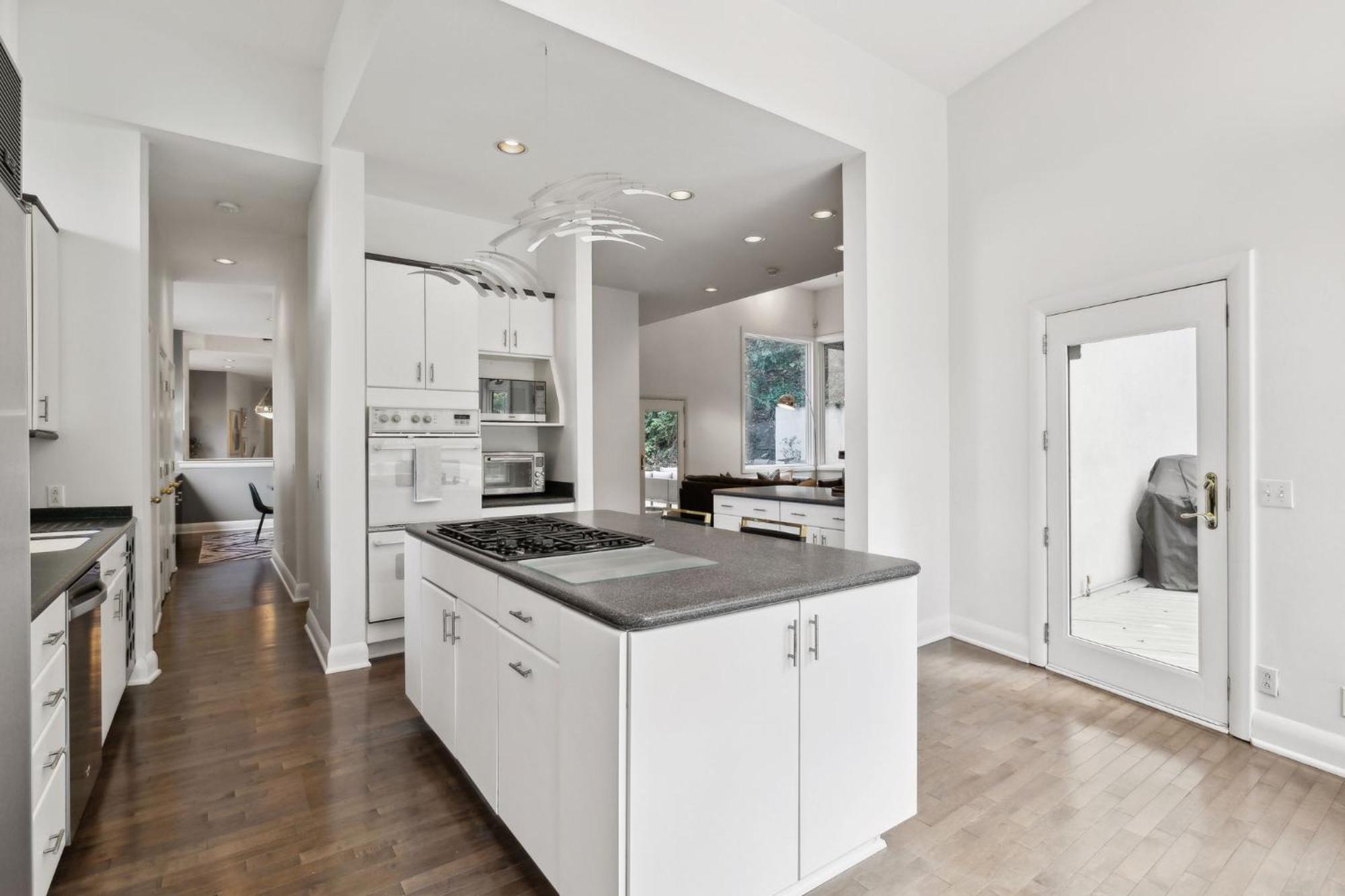 Stunning Belle Meade Mansion With Luxury Amenities And Hot Tub, Great Summer Rates * Nashville