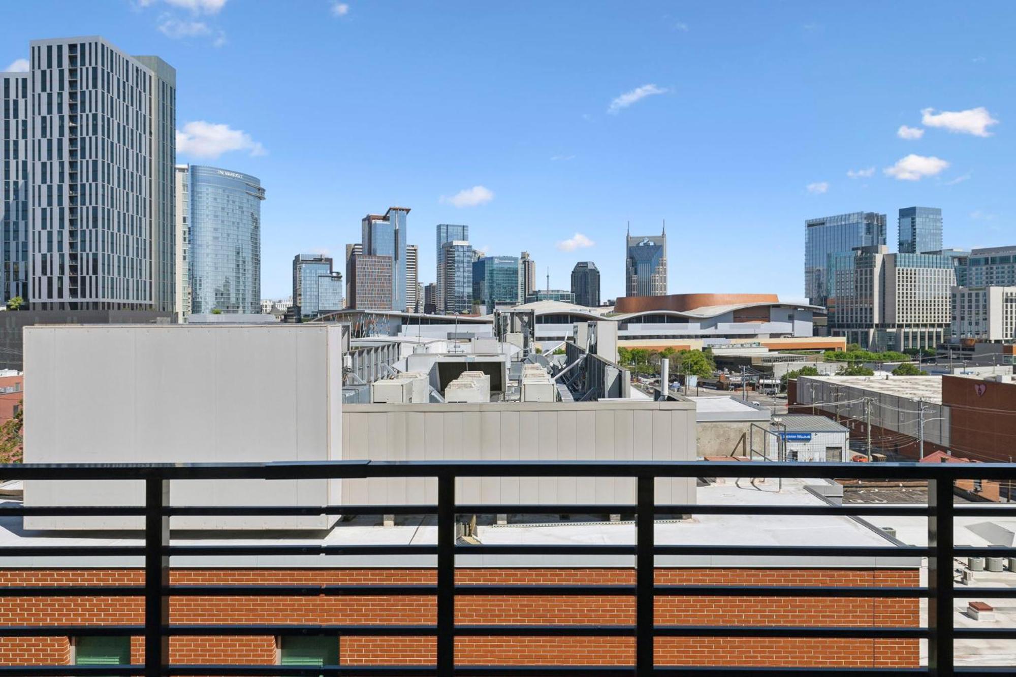 The Rhythm And Rooftop Penthouse Walk To Broadway With Pool And Amazing Views Holiday home *