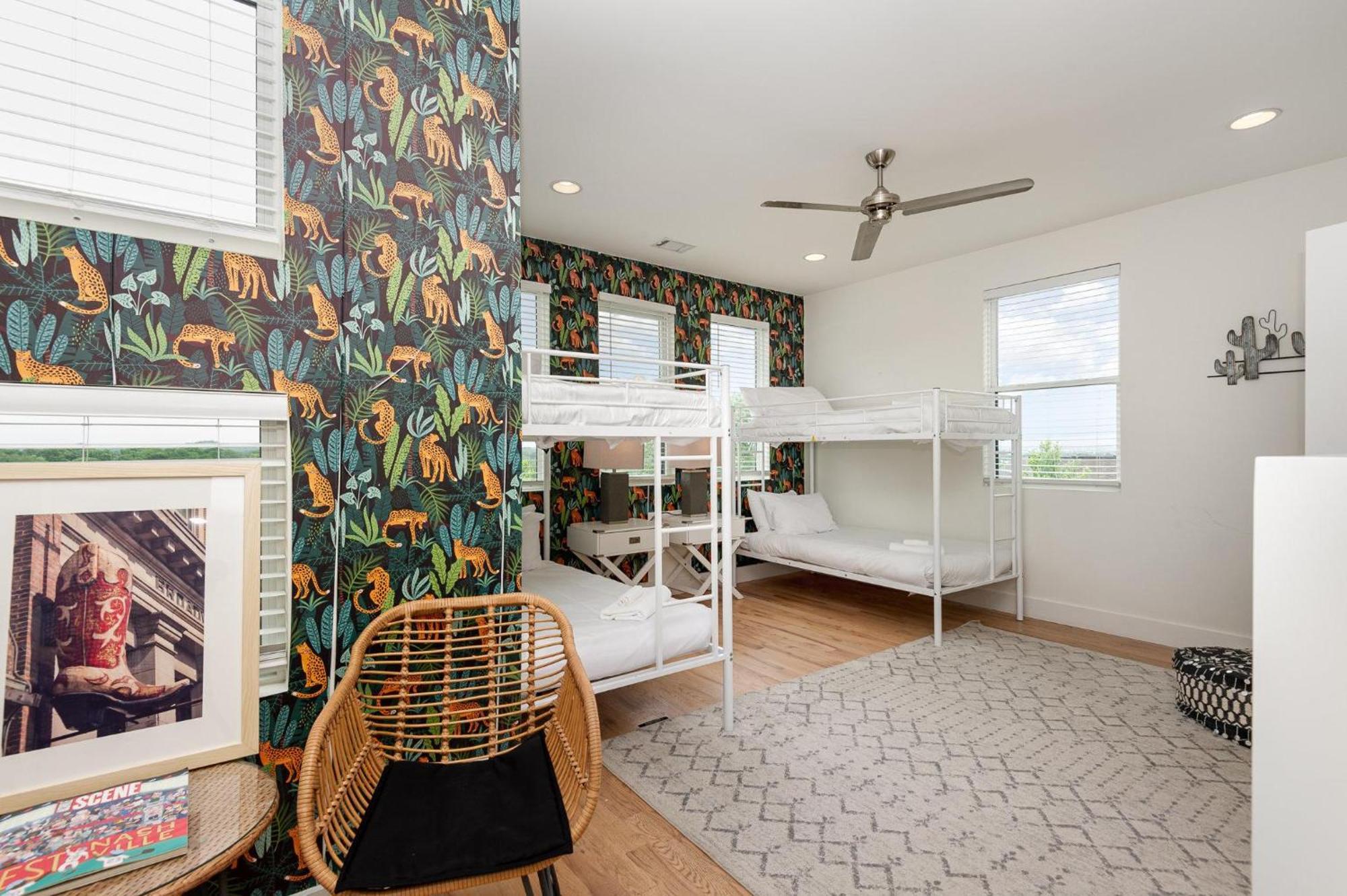 Riff & Rest - 2 Stylish Homes - Mins To Germantown Nashville