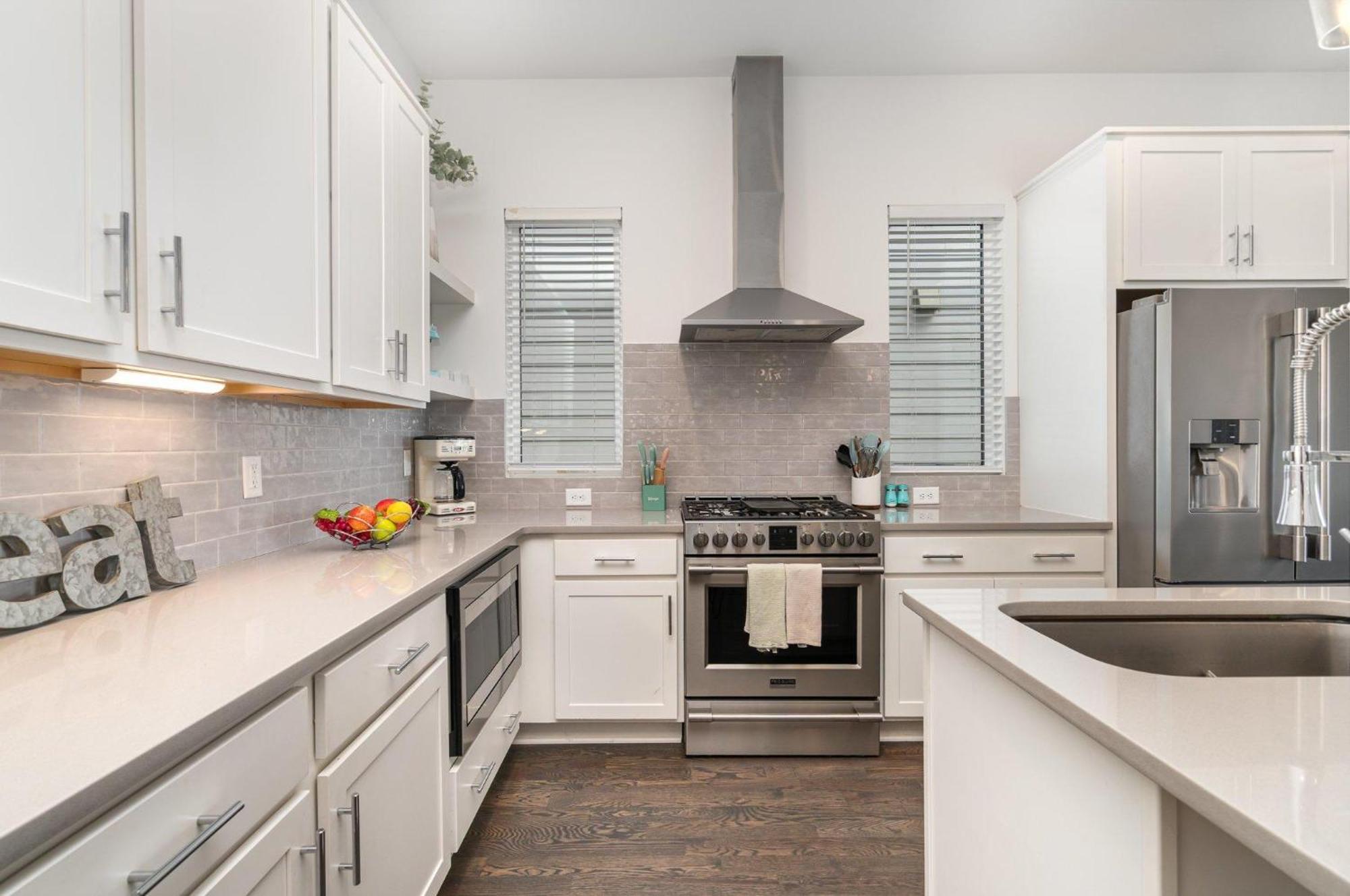 Jade - Private Patio And Balcony - Near Germantown Holiday home *