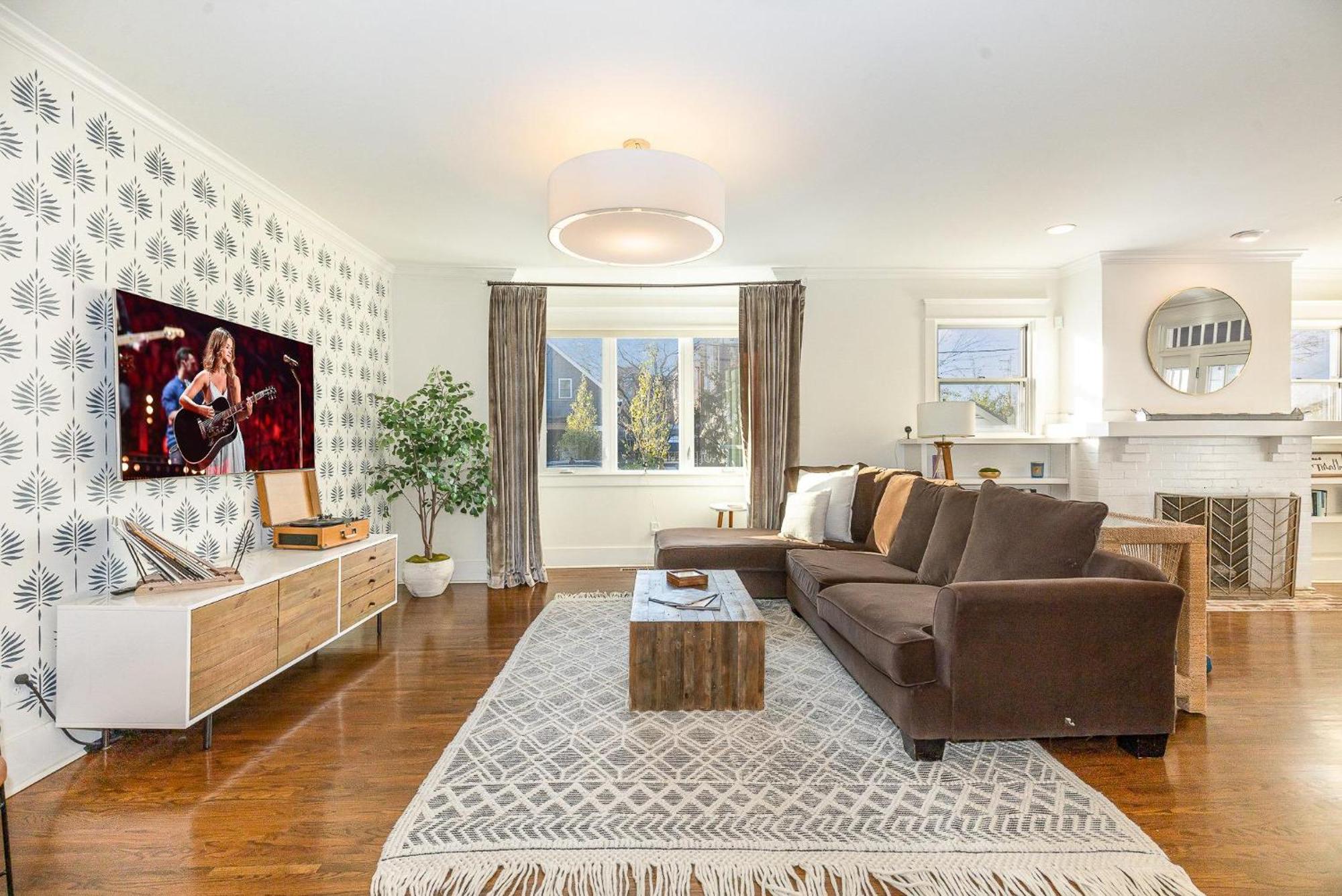 Holiday home The Retreat - 12 South - 6 Mins To Broadway