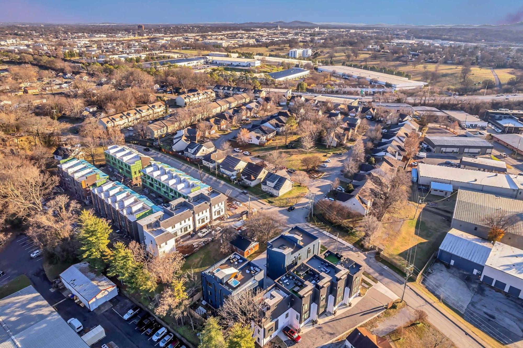 4 Rooftop Decks 4 Hot Tubs Game & Sauna
