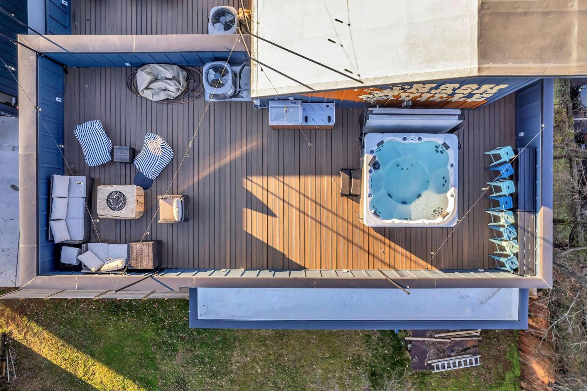 4 Rooftop Decks 4 Hot Tubs Game & Sauna