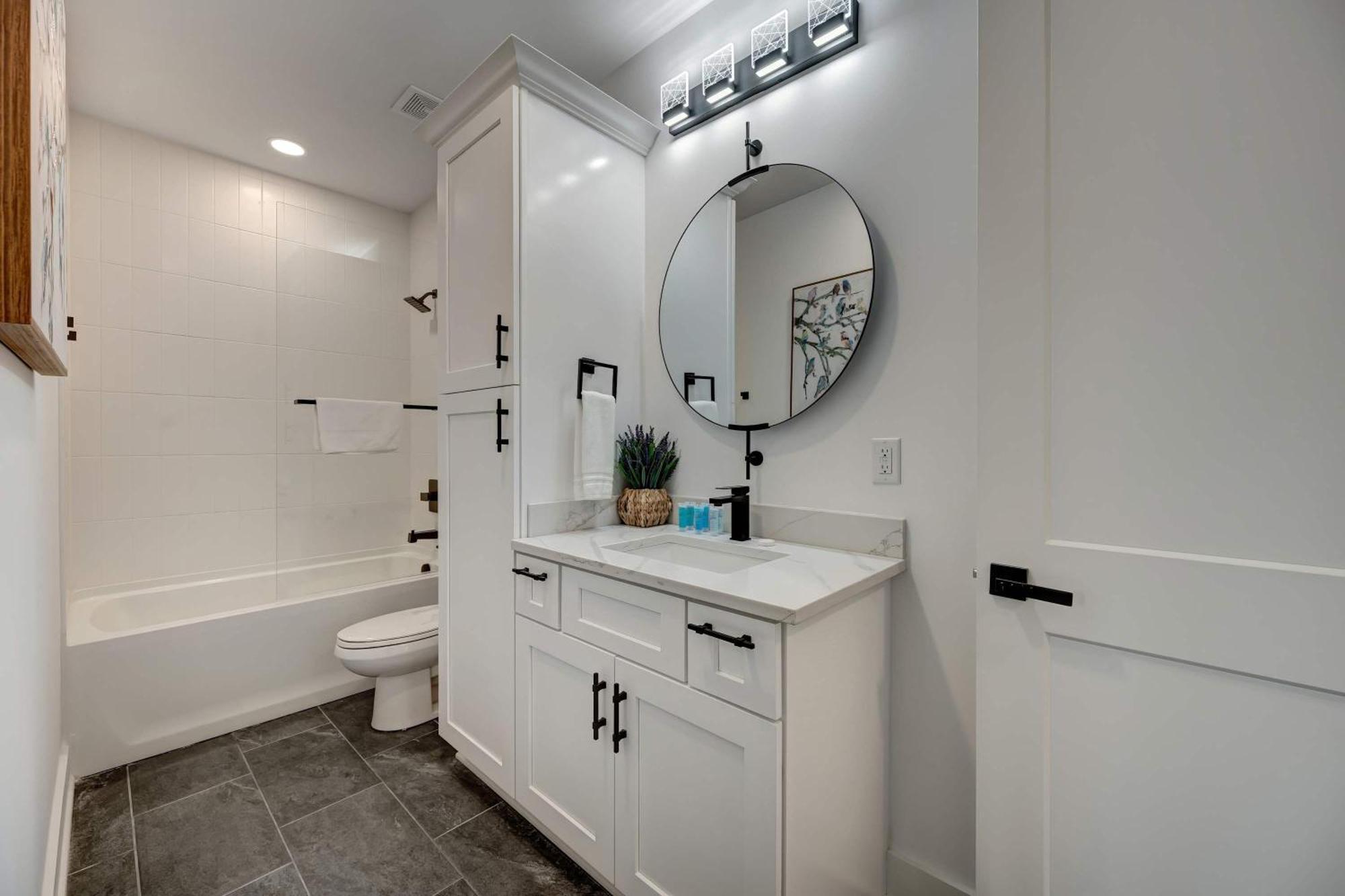 4 Rooftop Decks 4 Hot Tubs Game & Sauna *