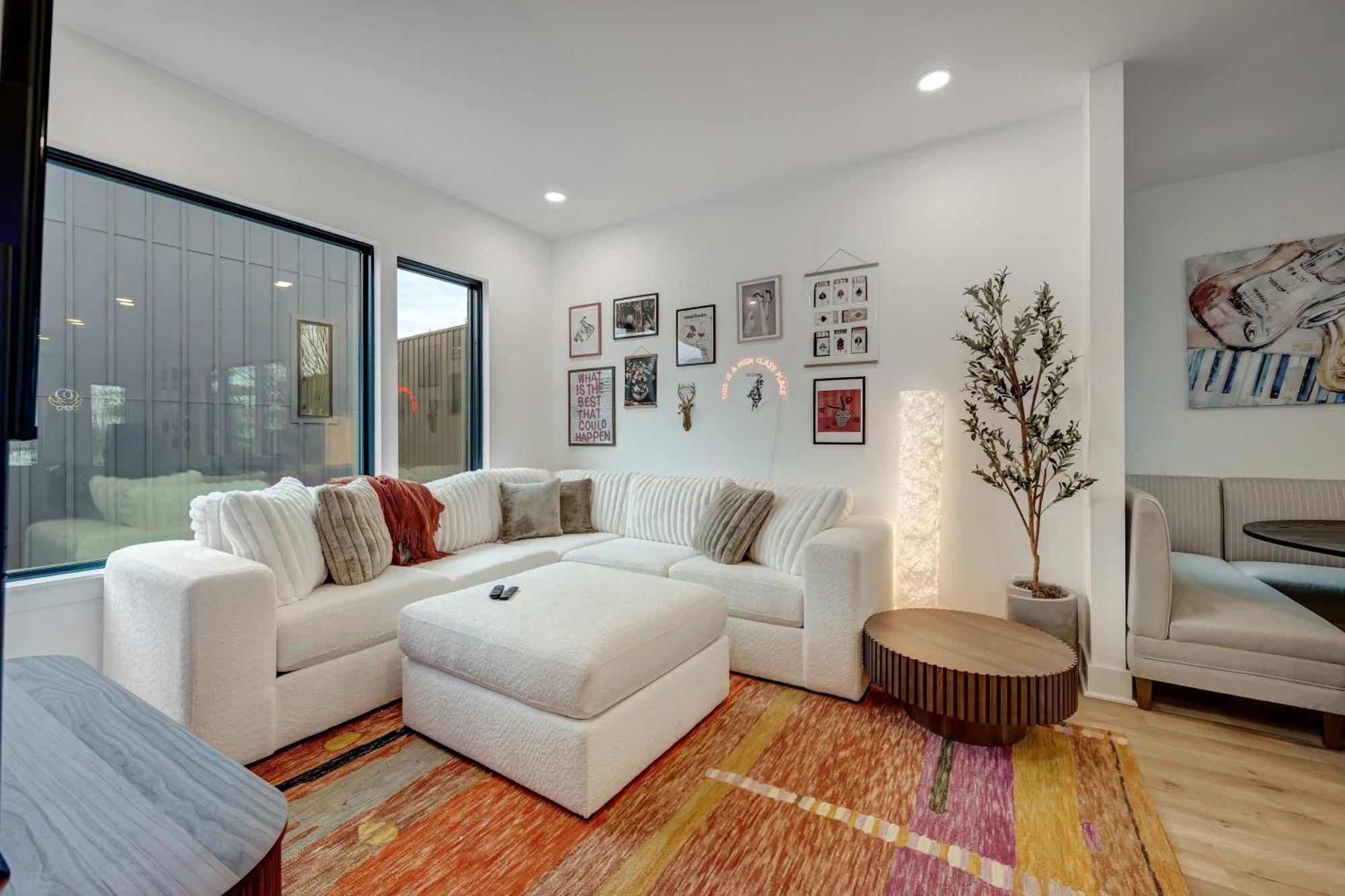 4 Rooftop Decks 4 Hot Tubs Game & Sauna Holiday home *