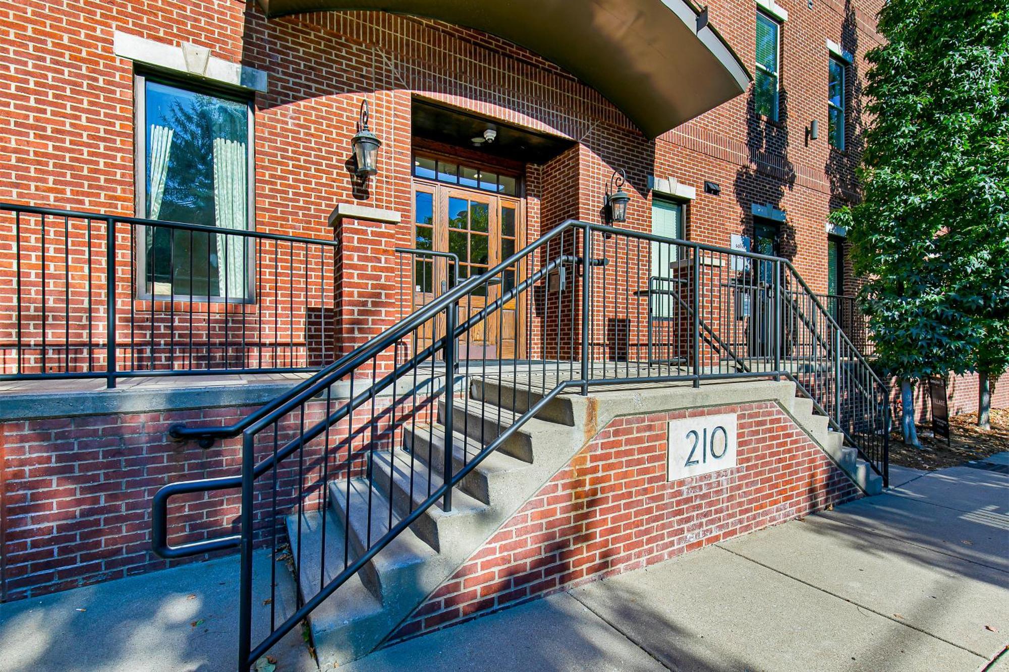 Apartment Lofts On 30th Ave