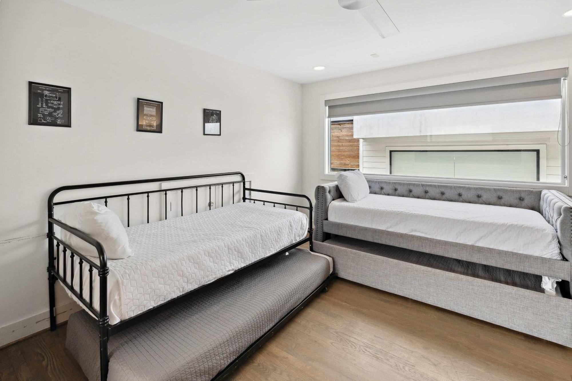 Gorgeous Home-2 Miles To Lower Broadway Holiday home