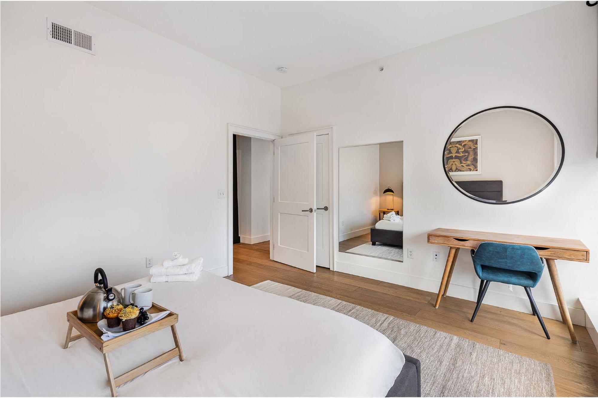 The Saddlery - Showroom - Walk To Broadway *