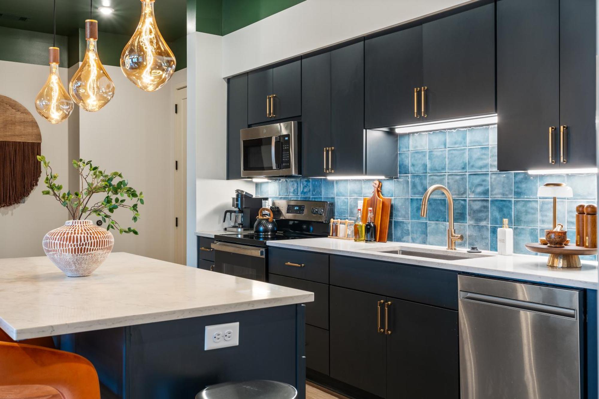 The Crescendo - On Music Row Apartment