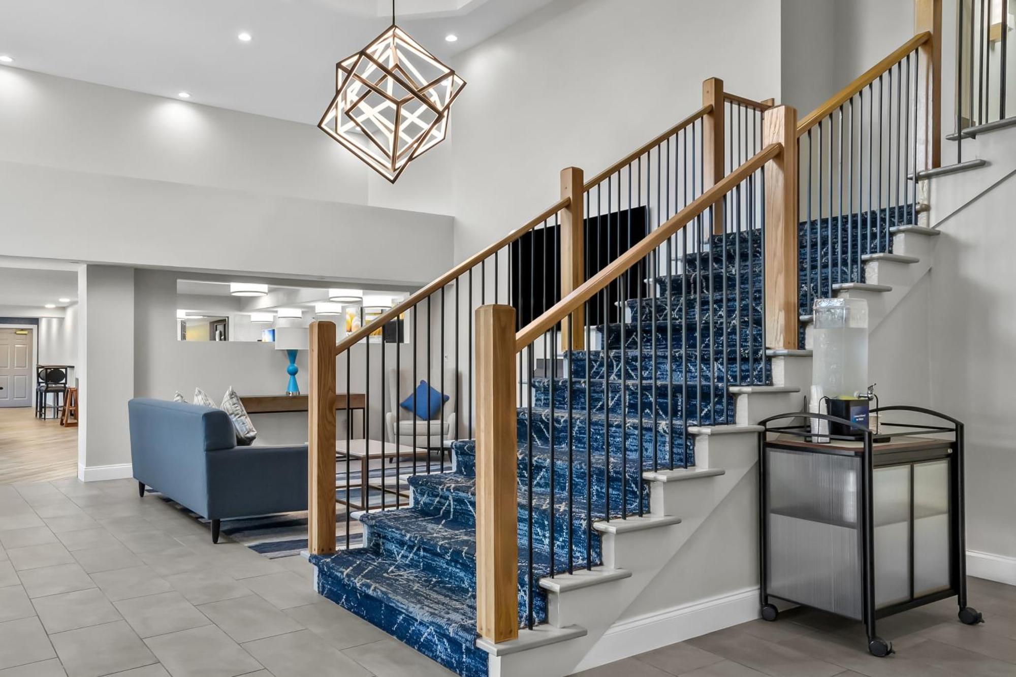 Hotel Comfort & Near Tanger Outlets I-24 Antioch Nashville