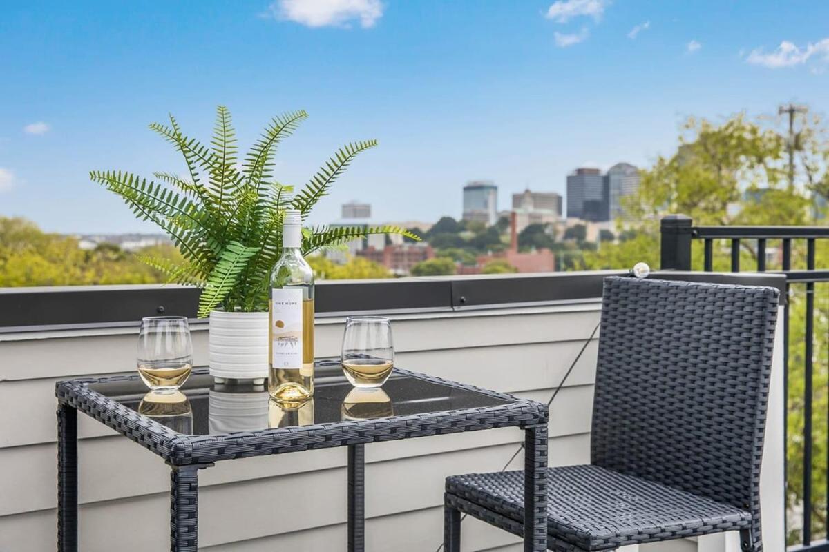 The Jameson House - Downtown Views From Rooftop Lounge