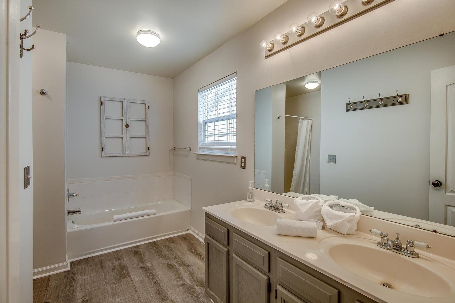 The Jackson By Local *