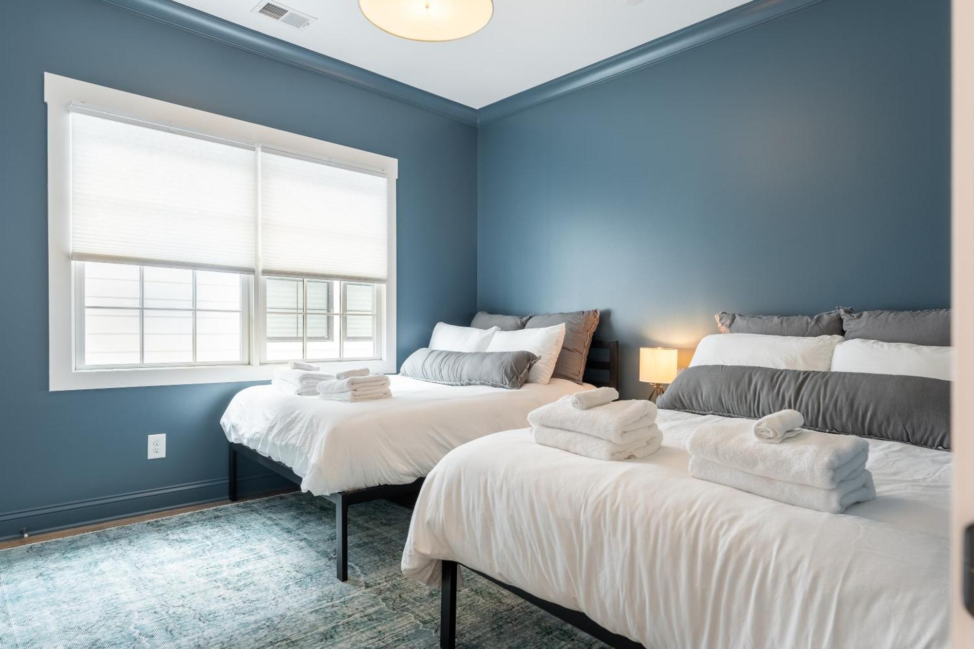 The Alabaster By Local Holiday home