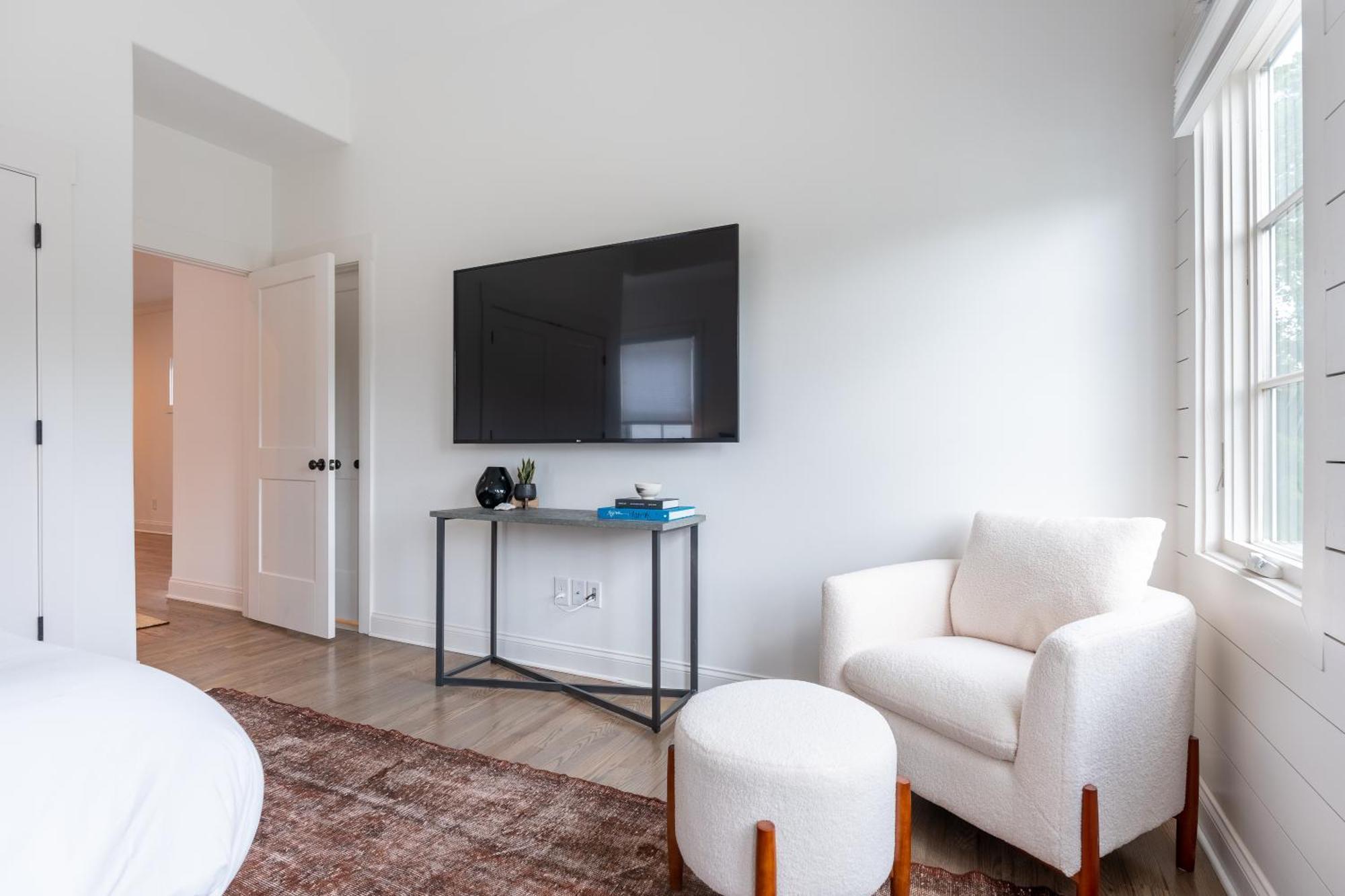 The Alabaster By Local Holiday home *