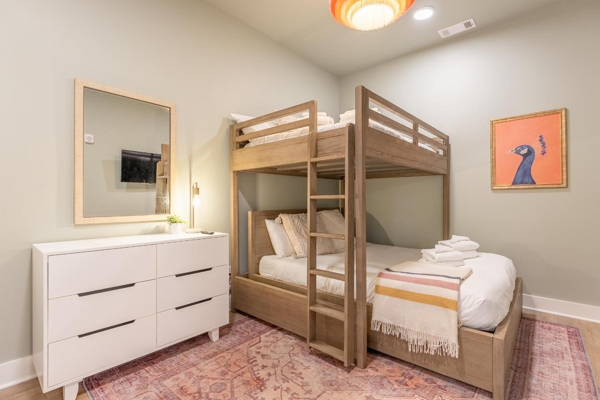 Apartment Here Again By Local