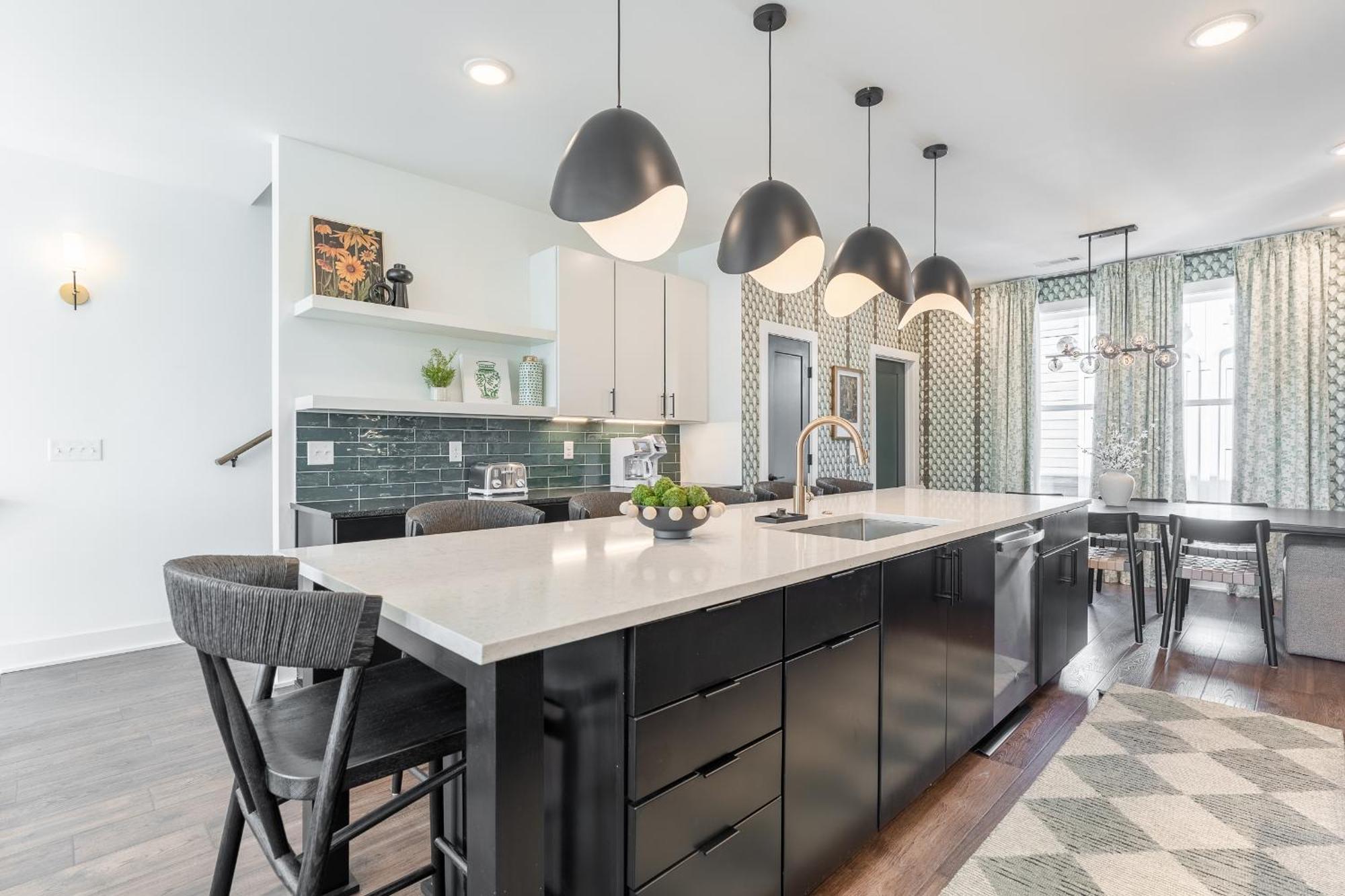 Hank At The Lucy By Local