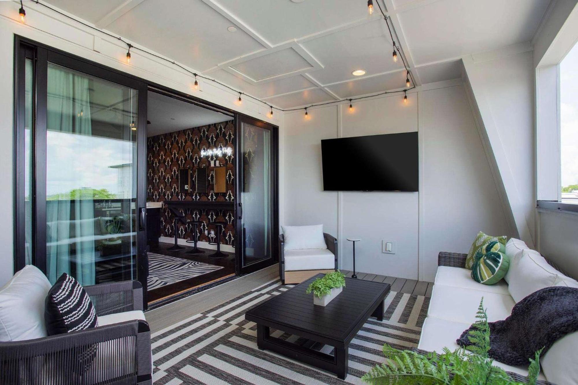Holiday home Brand New Elegance Rooftop Views Of Nashville