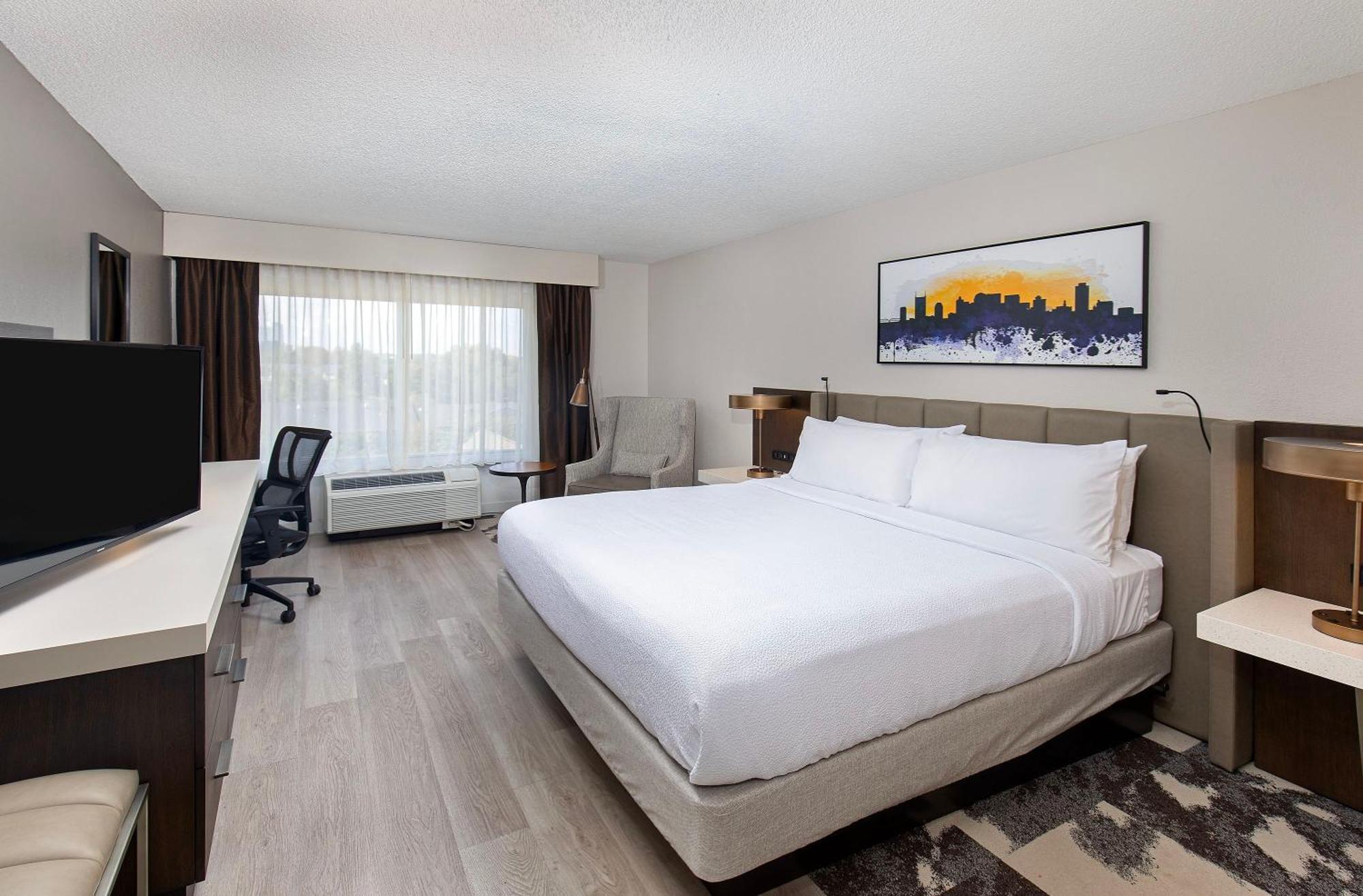 Hotel Crowne Plaza Airport By Ihg Nashville