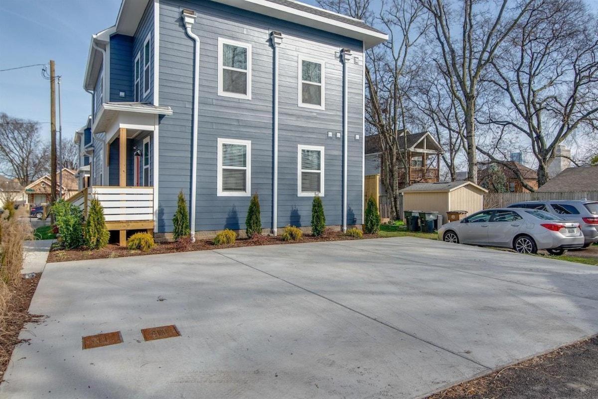 Relaxin' Retreat * Nashville