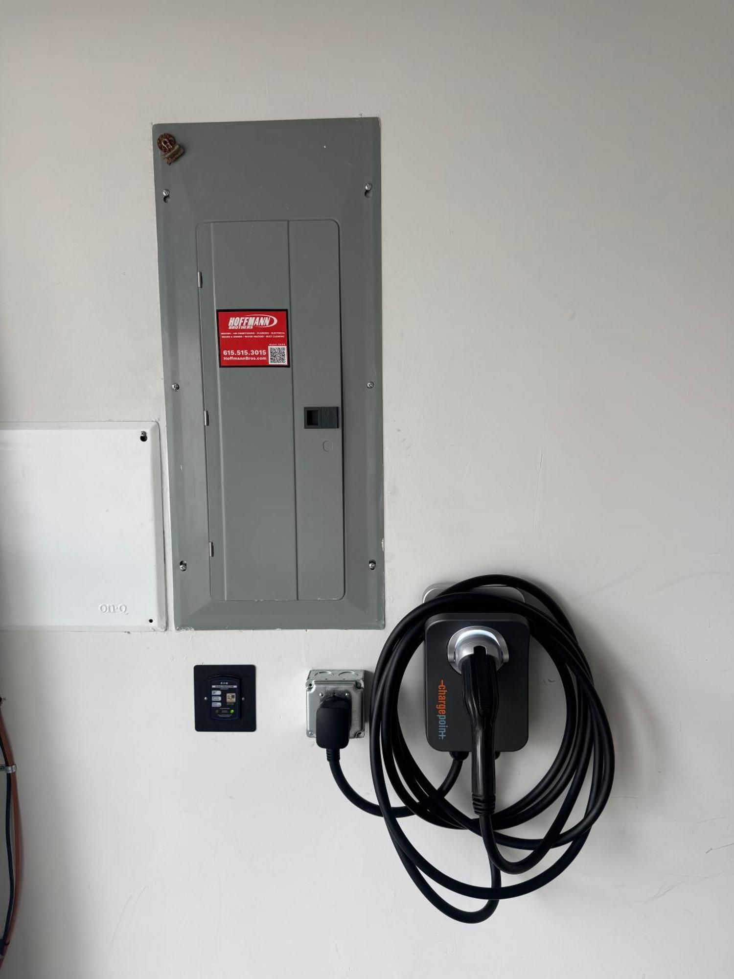 Walk Geodis Stadium Restaurants Rooftop Ev Garage * Nashville