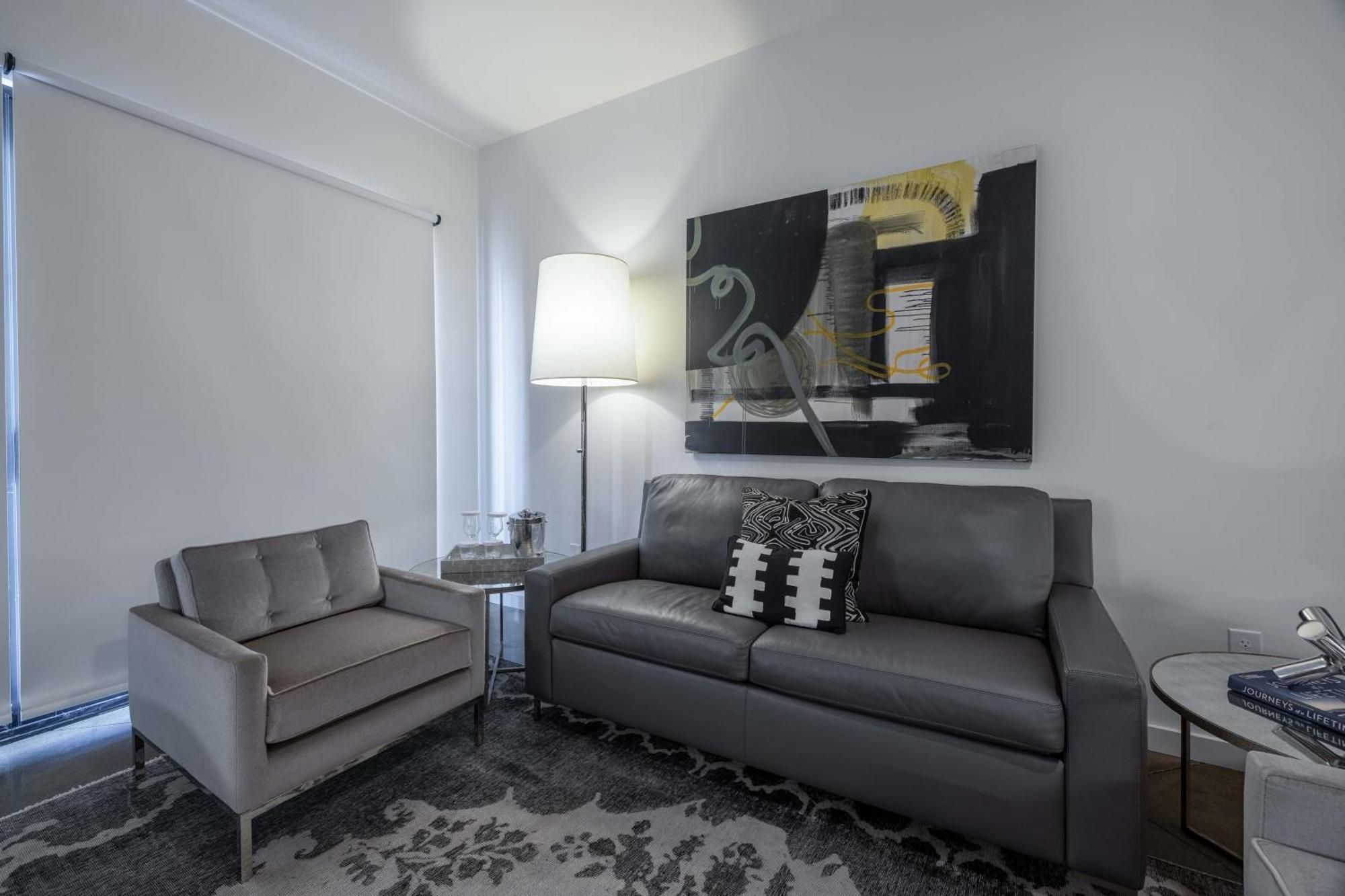 121 By Avantstay Modern Comfort In Nashville's West End Hotel