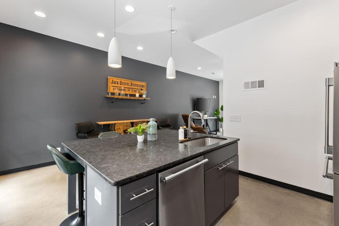 Holiday home 12 South Walk To Belmont With Deck And Patio *