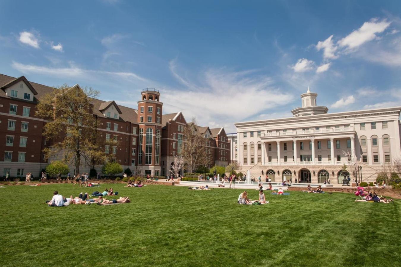 12 South Walk To Belmont With Deck And Patio Nashville