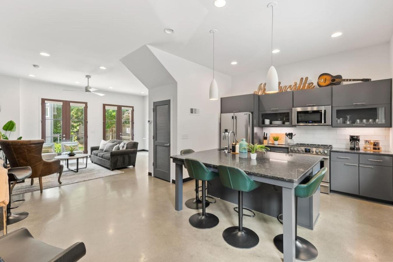 Holiday home 12 South Walk To Belmont With Deck And Patio *