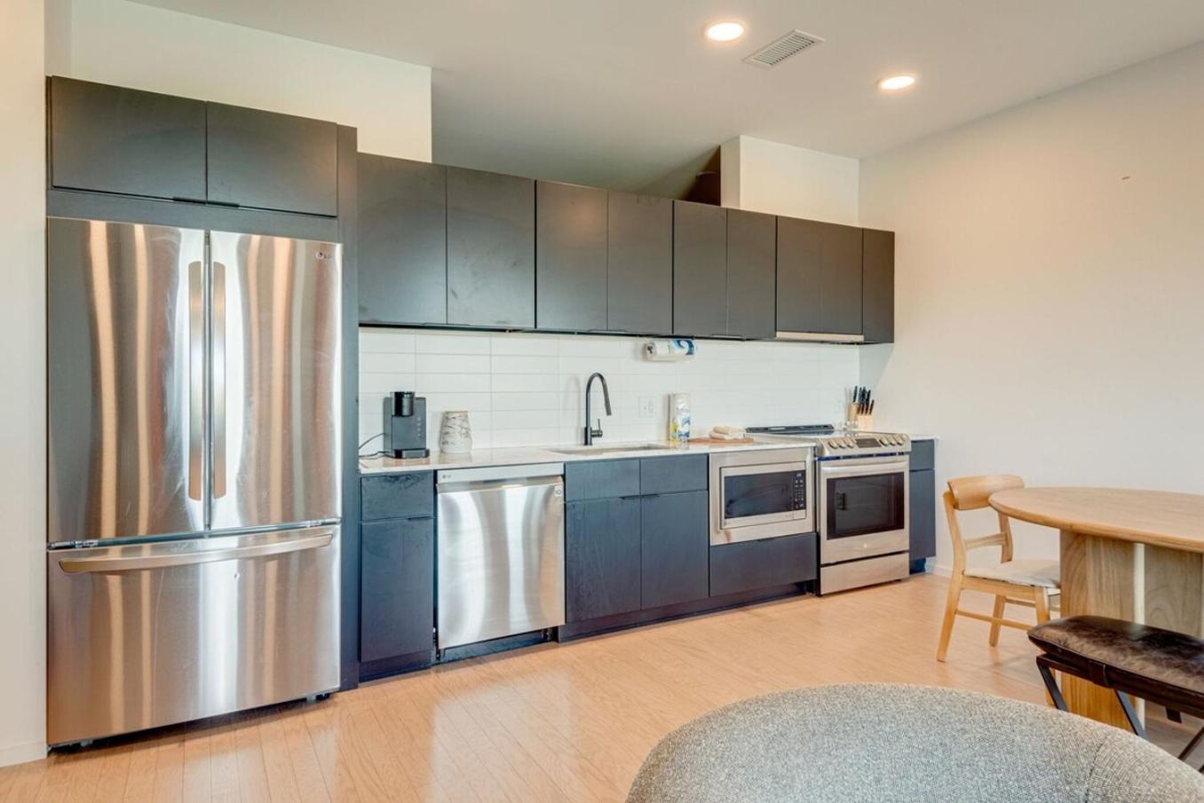 Holiday home Stylish Riverfront Eve 305 - Free Parking Nashville