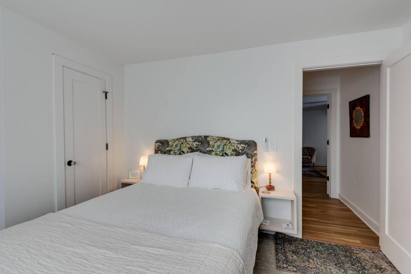 Chic 2 Bed 2 Bath, In 12 South Holiday home *